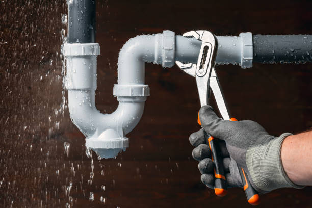 Professional Sewer Line Repair technician working in Leonia, NJ